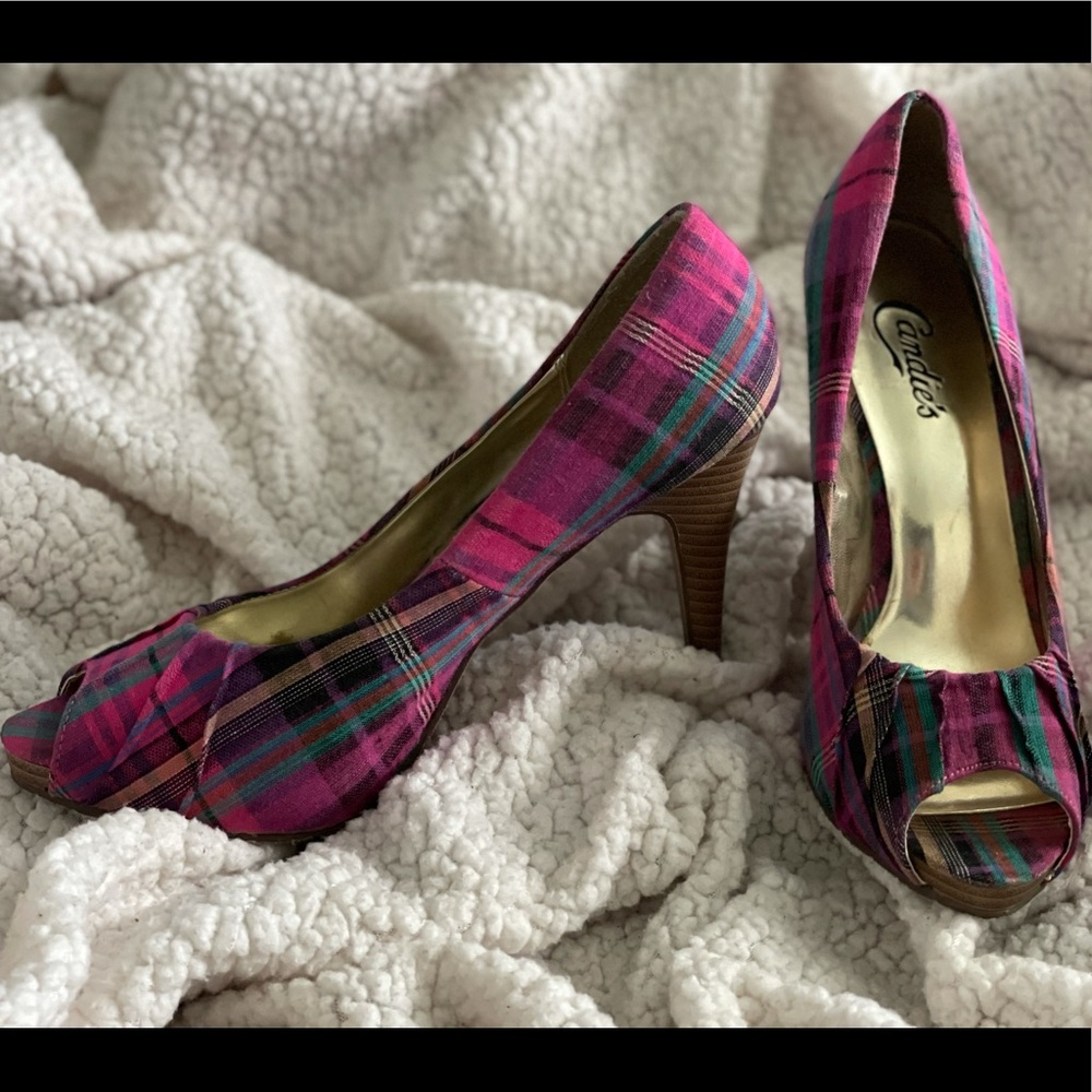 Multi color, plaid, peep toe pumps